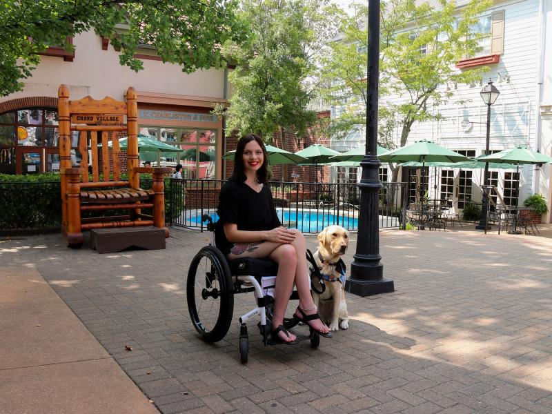 Aspen_Accessible_Wheelchair_Shopping_Summer_Spring_Dog