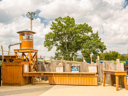 Mining station where families can mine for their hidden treasure in Branson.