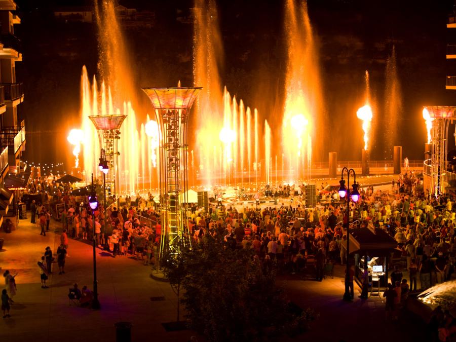 Entertainment at Branson Landing